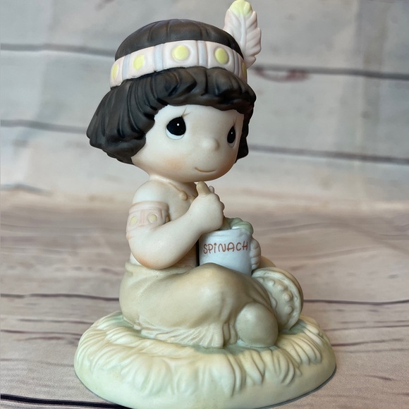 Adorable Figurine with Spinach Can precious moments figurine - Picture 1 of 7